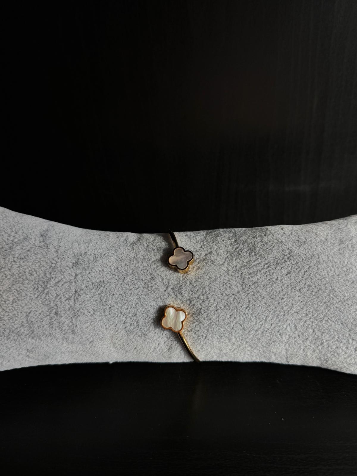 BRACELETE TREVO